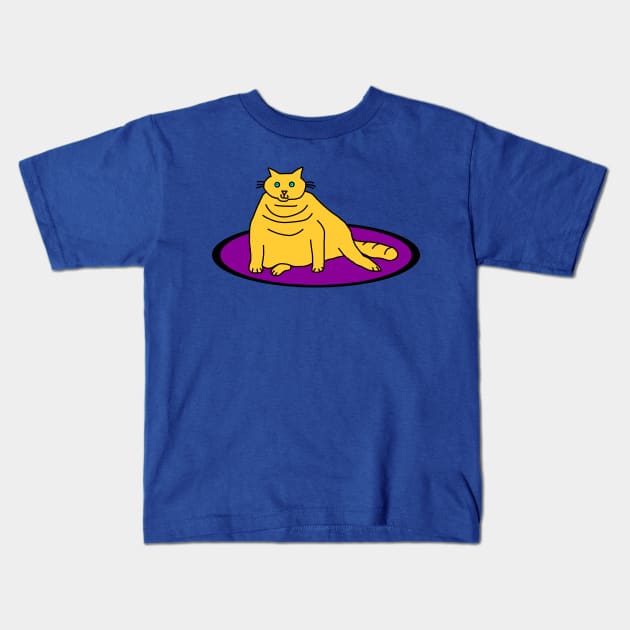 Yellow Chonk Cat on a Rug Kids T-Shirt by ellenhenryart